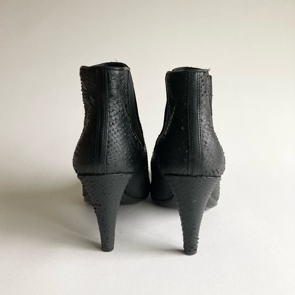 Ecco Black Lizard Print Leather Point Toe Heeled Ankle Boots size EUR 40, US 9.5 - Picture 10 of 16